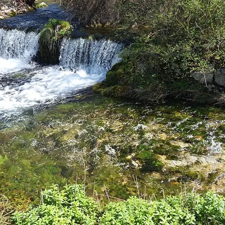 Sturba Spring Vikendica